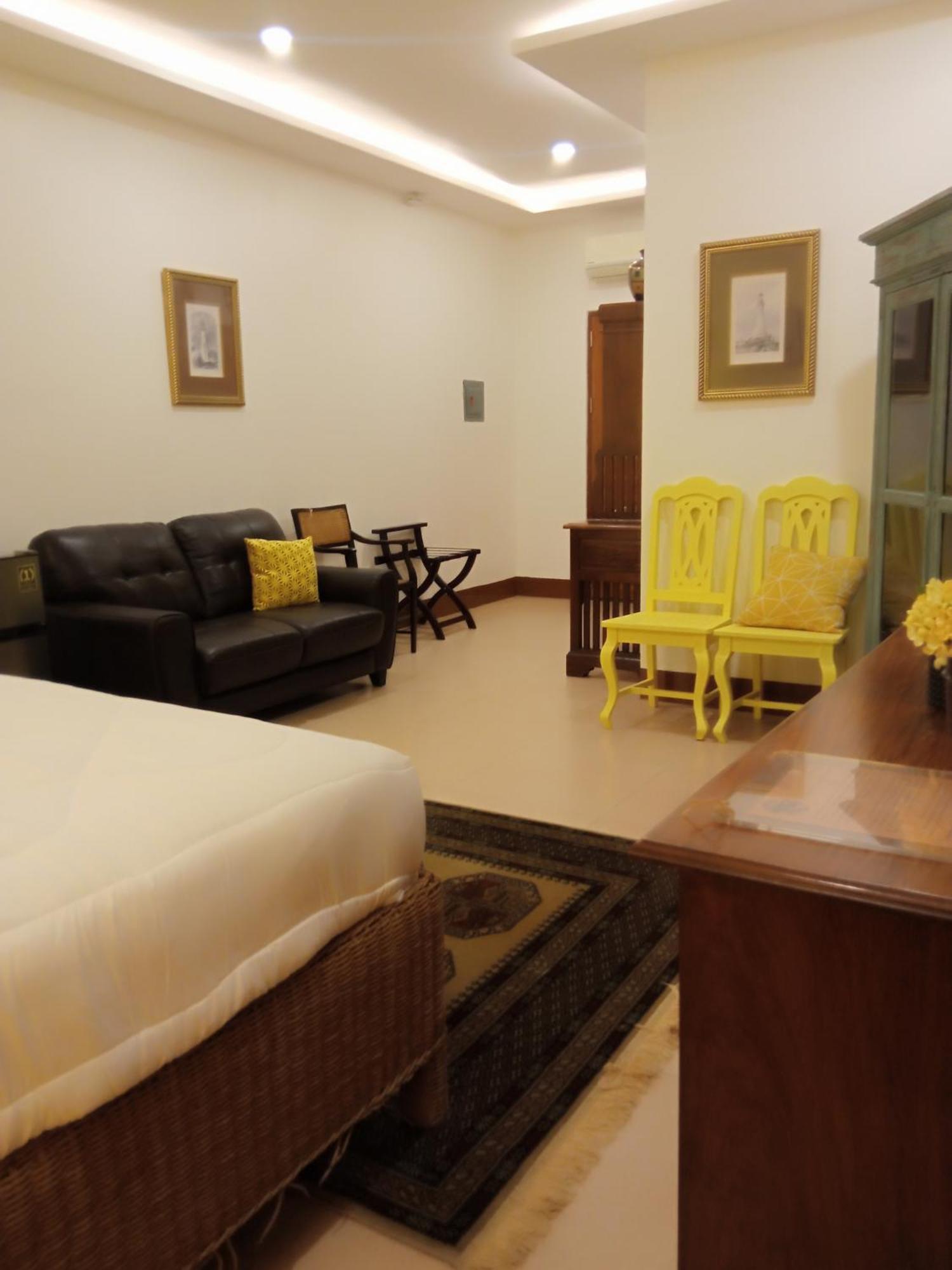 Hotel Residencia Orlina Dumaguete City Exterior foto