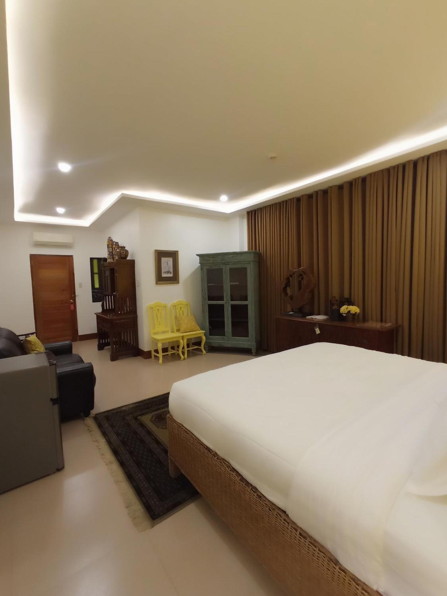 Hotel Residencia Orlina Dumaguete City Exterior foto