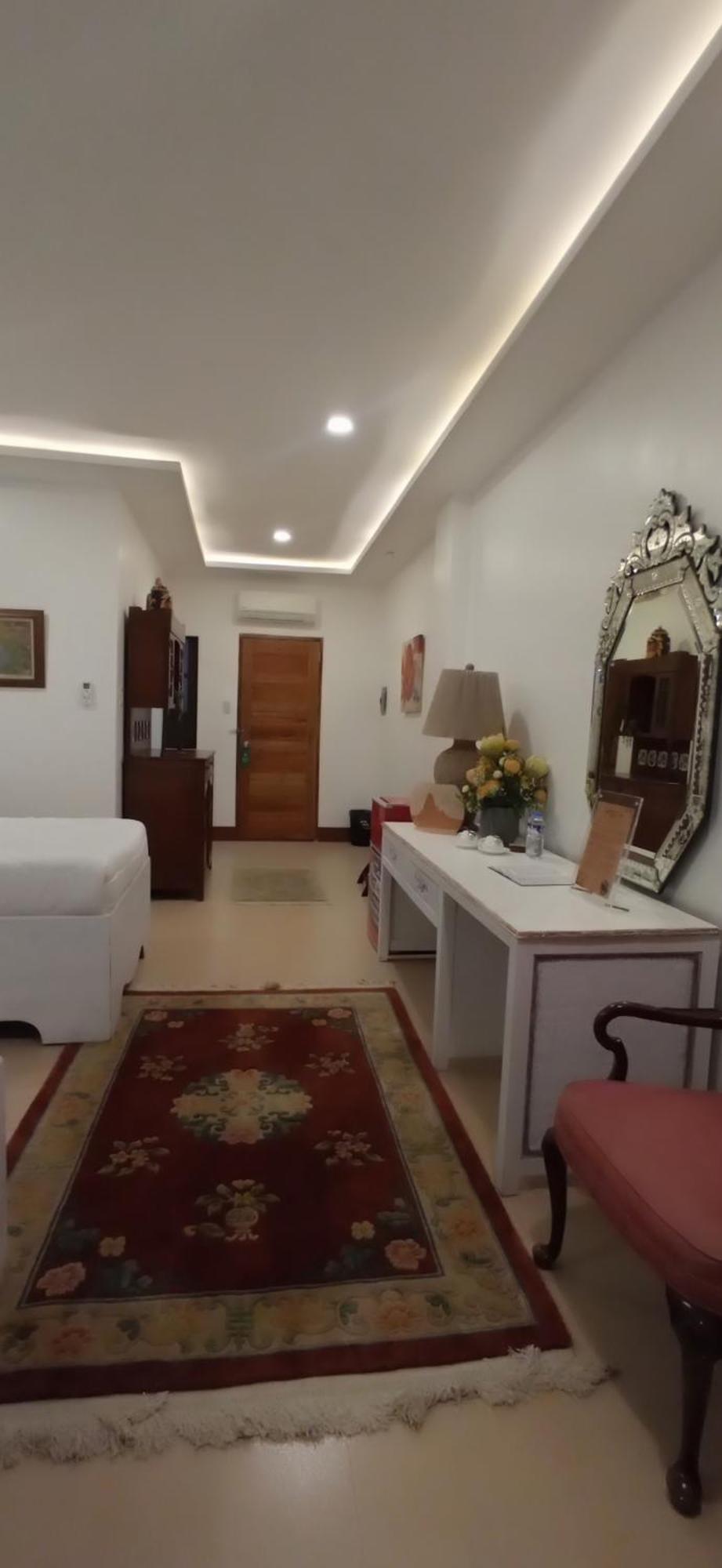 Hotel Residencia Orlina Dumaguete City Exterior foto