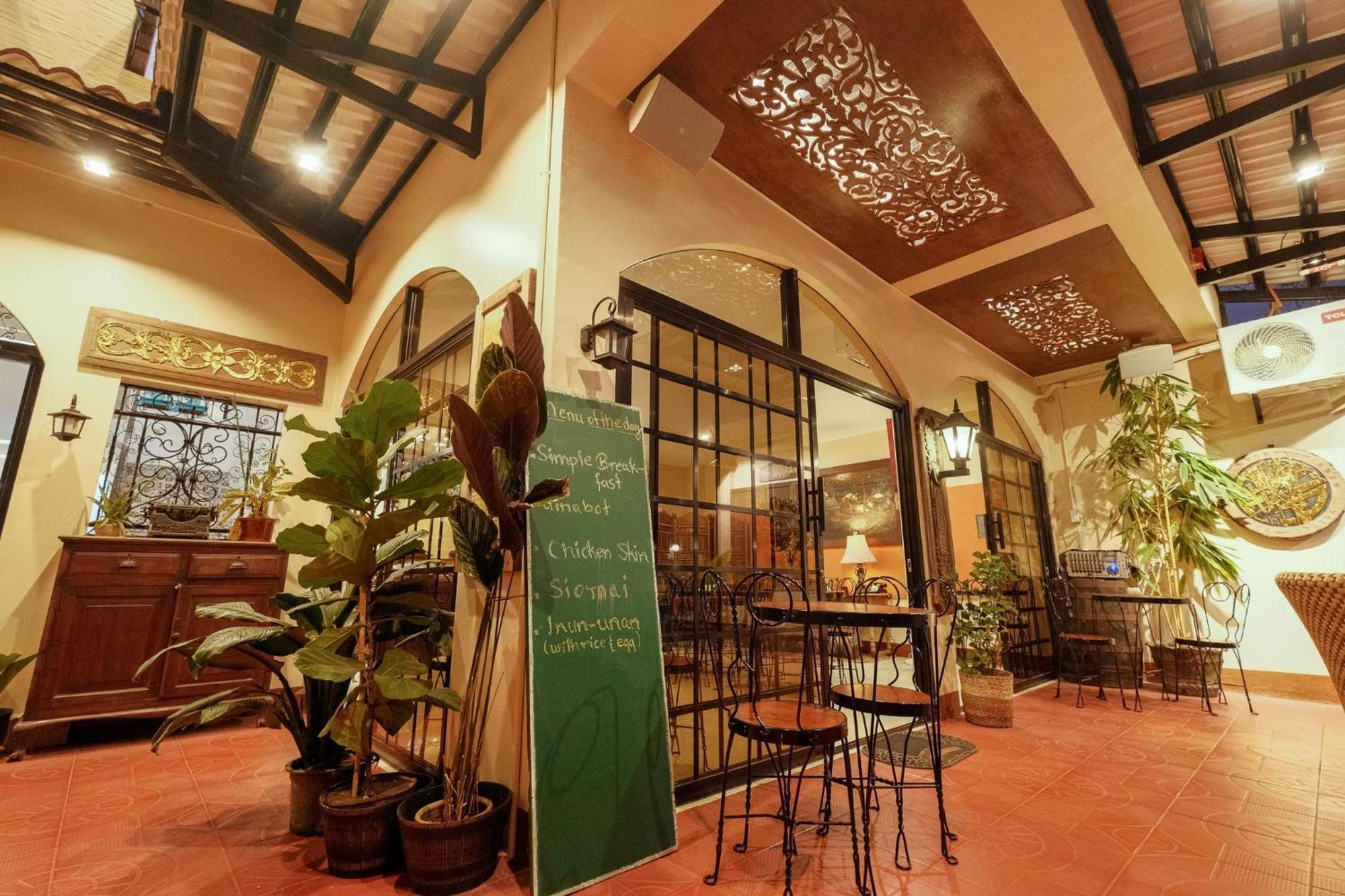 Hotel Residencia Orlina Dumaguete City Exterior foto